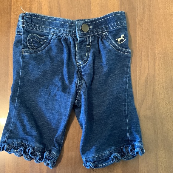 Bundle of Baby girl clothes. Two NB, One 0-3mo. EUC. - Picture 10 of 12